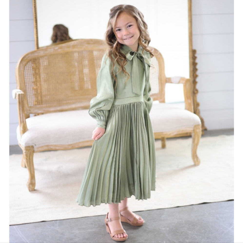 Dainty Jewells Green Pleated Dress For Girls